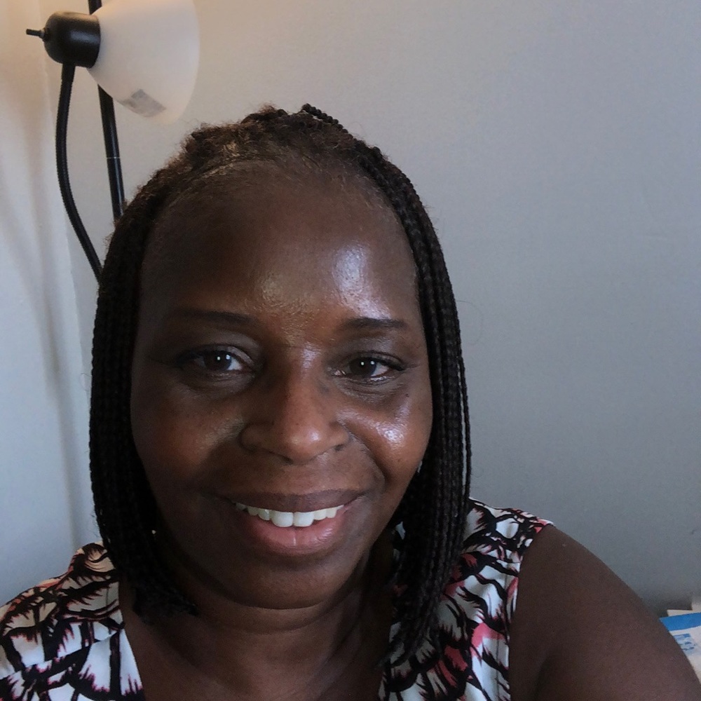 Meet your Posher, Deborah